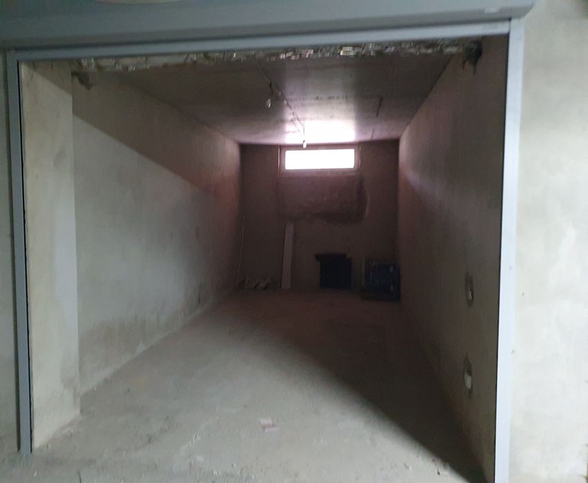 Гараж у паркінгу (ЖК Маєток Буковинський ) Буковинська  33 А