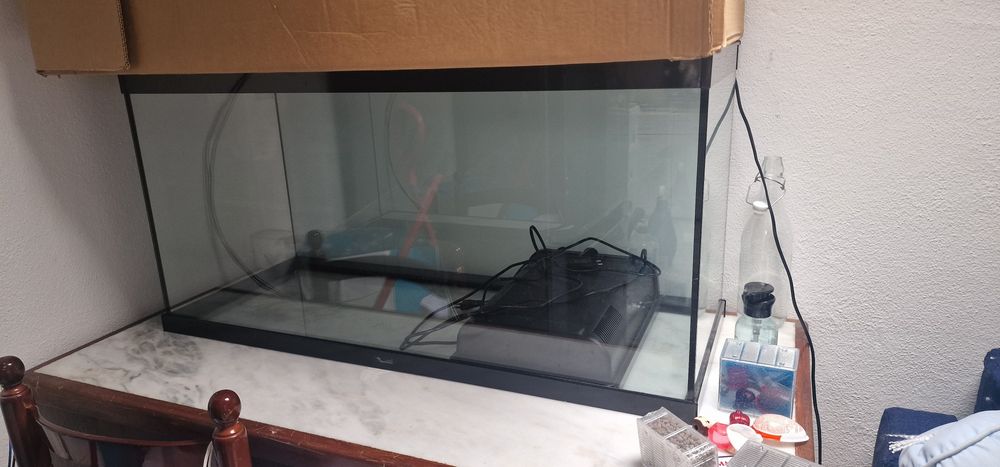 Vendo aquário nunca usado