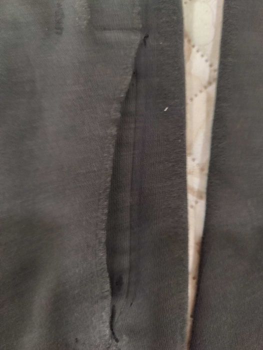 Hoddie Adidas tam. L em excelente estado