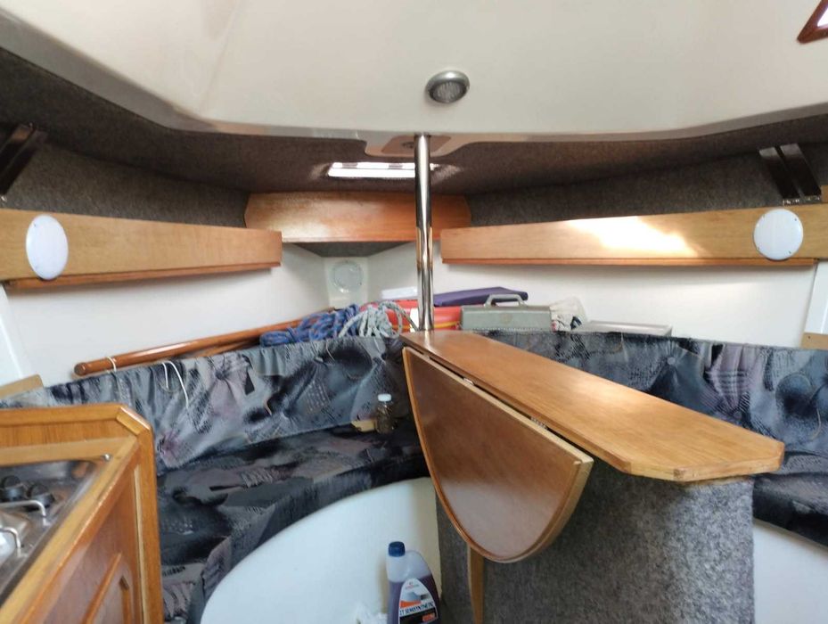 Jacht Ocean 725 z 1994 roku