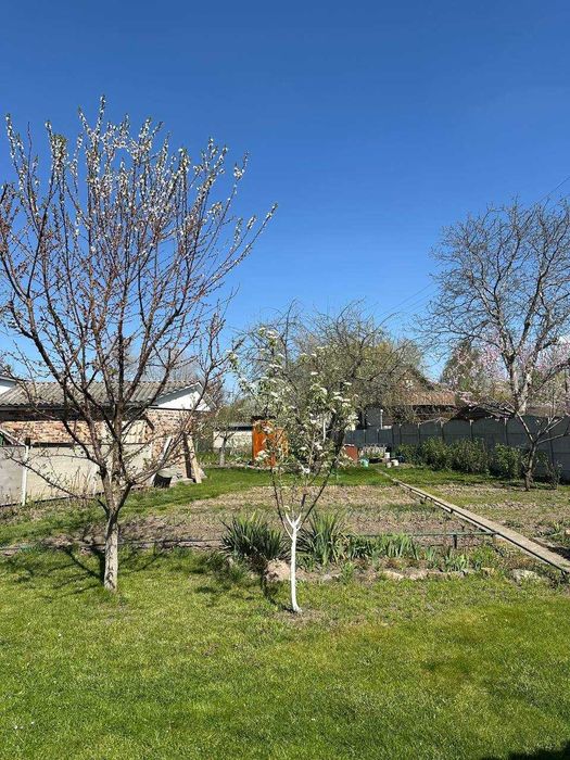 Продам двоповерхову дачу біля річки Десна в СТ «Горизонт», с. Жавинка!