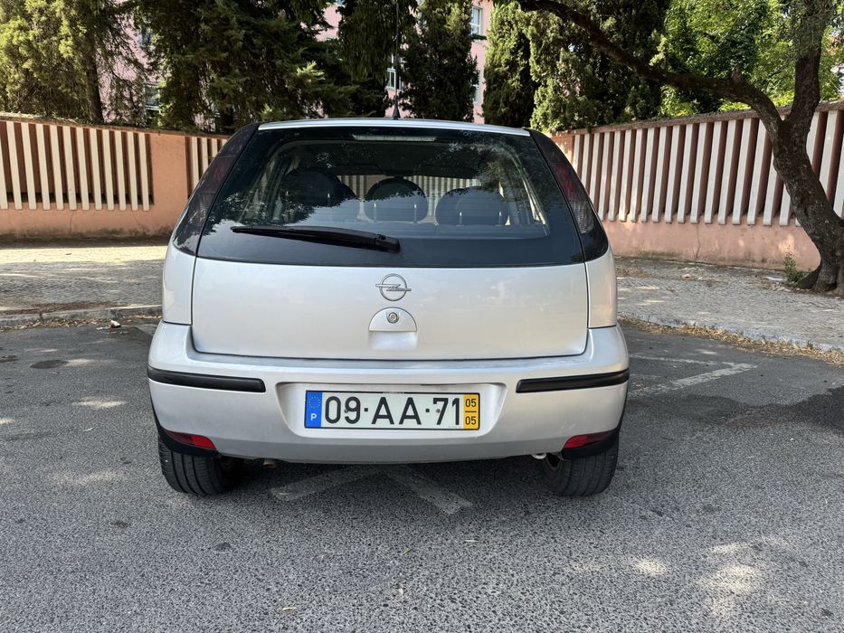 Opel corsa 1.2 16V
