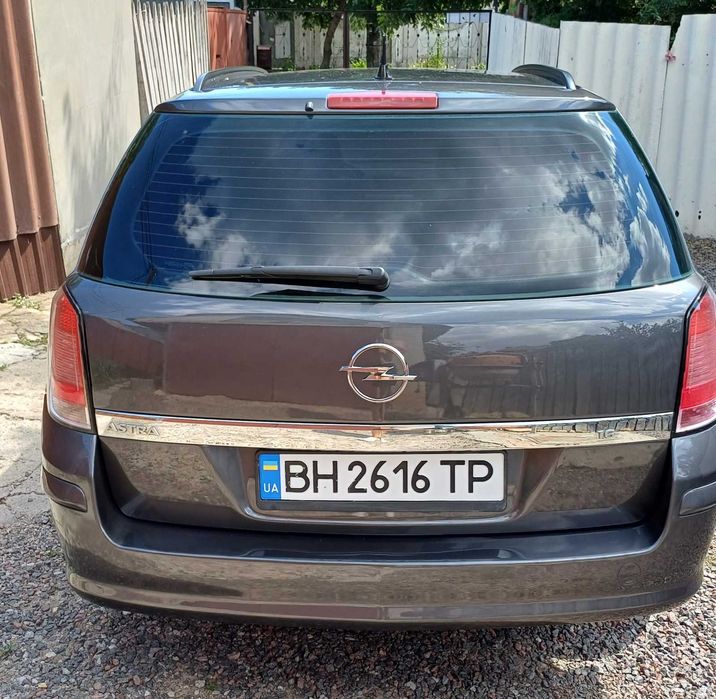 Продам авто Opel Astra h