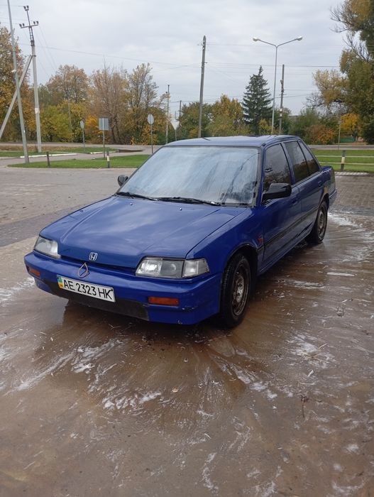 Honda Civic квадрат