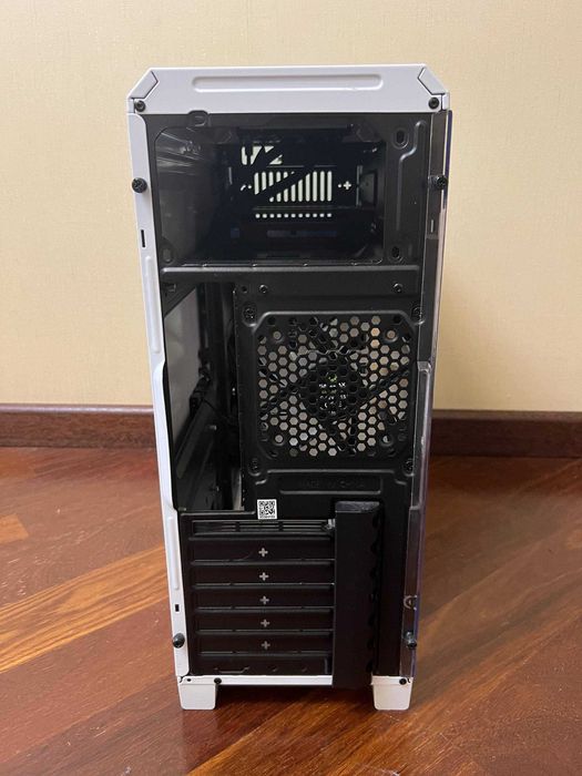 Корпус Gamemax G561 FRGB White