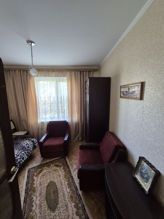 ПРОДАМ ТАВРИЧЕСКИЙ 4комнт.кв.78м2 30300 $