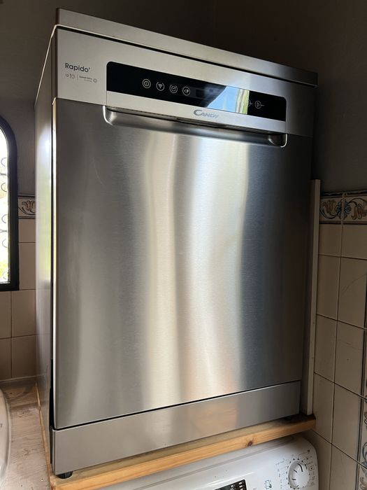 Máquina de lavar loiça Candy Rapido Speed Drive Inverter (aço inox)