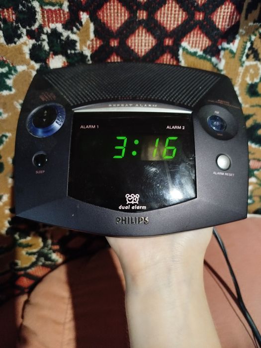Радіо з годинником Philips