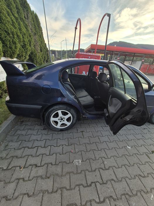 Szkoda Oktawia 2000