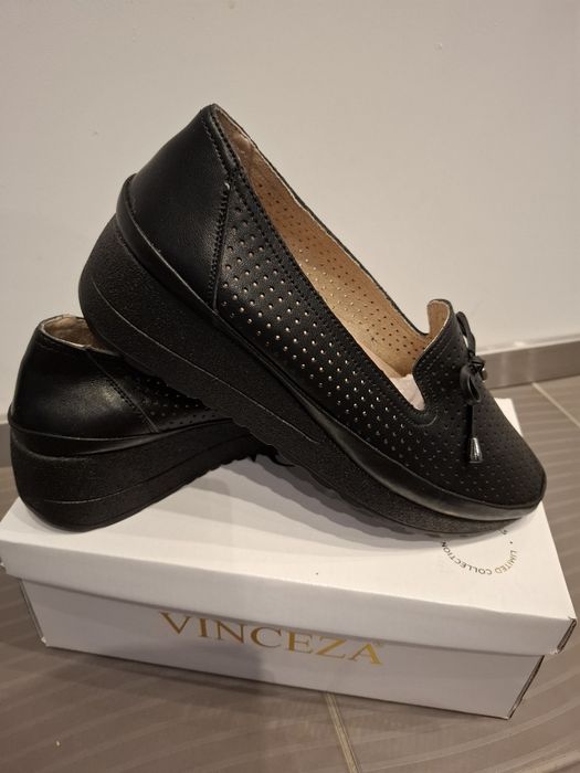 Czarne czółenka ze skóry Vinceza