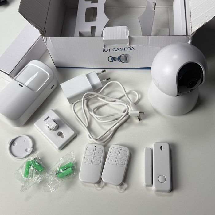 Камера наблюдения с функцией сигнализации Kerui Alarm Camera