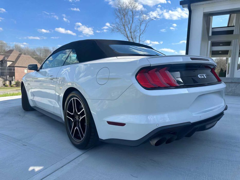 Ford Mustang GT Premium      2019