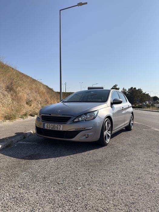 Peugeot 308 1.6 blue-HDi 120cv | 2015 | 152.000 km | Excelente estado