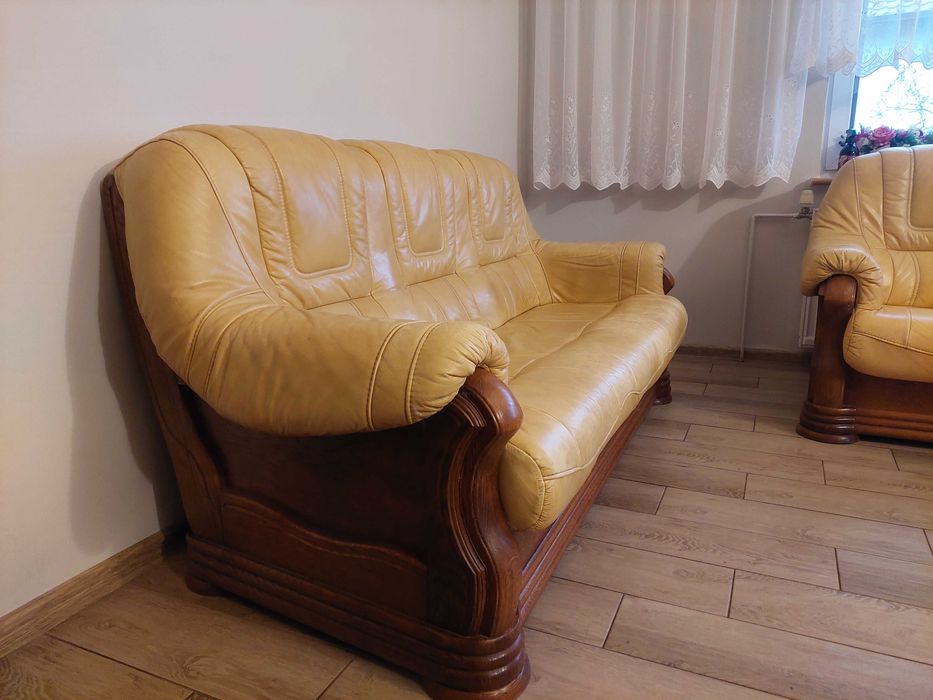 komplet wypoczynkowy /2 fotele plus kanapa/ dąb skóra