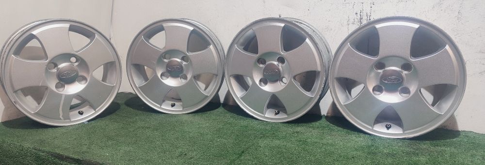 Felgi aluminiowe OE Ford Fiesta 14" 5.5J et43.5 4x108