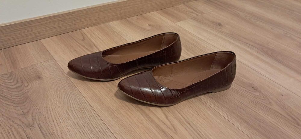 Buty skórzane Lasocki rozmiar 38