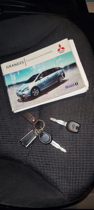Продам Mitsubishi Grandis