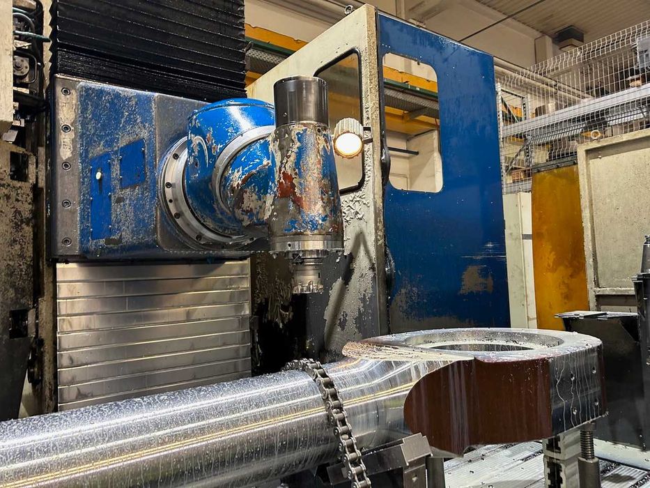 Fresadora CNC ANAYAK Mod HVM 6000 com Heidenhain 530