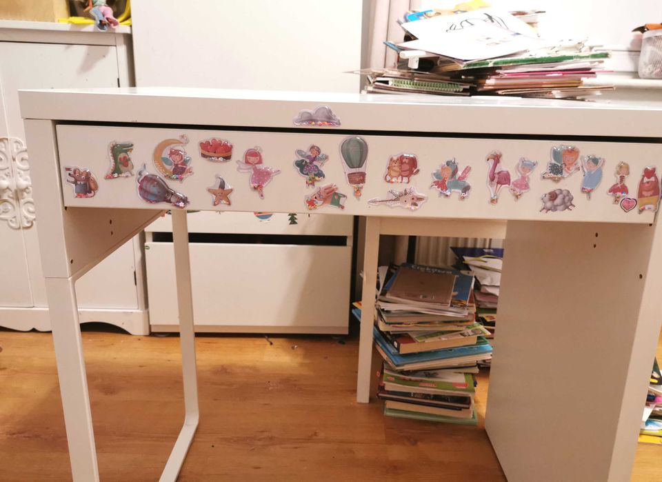 Biurko micke ikea białe 73x50 z szufladą