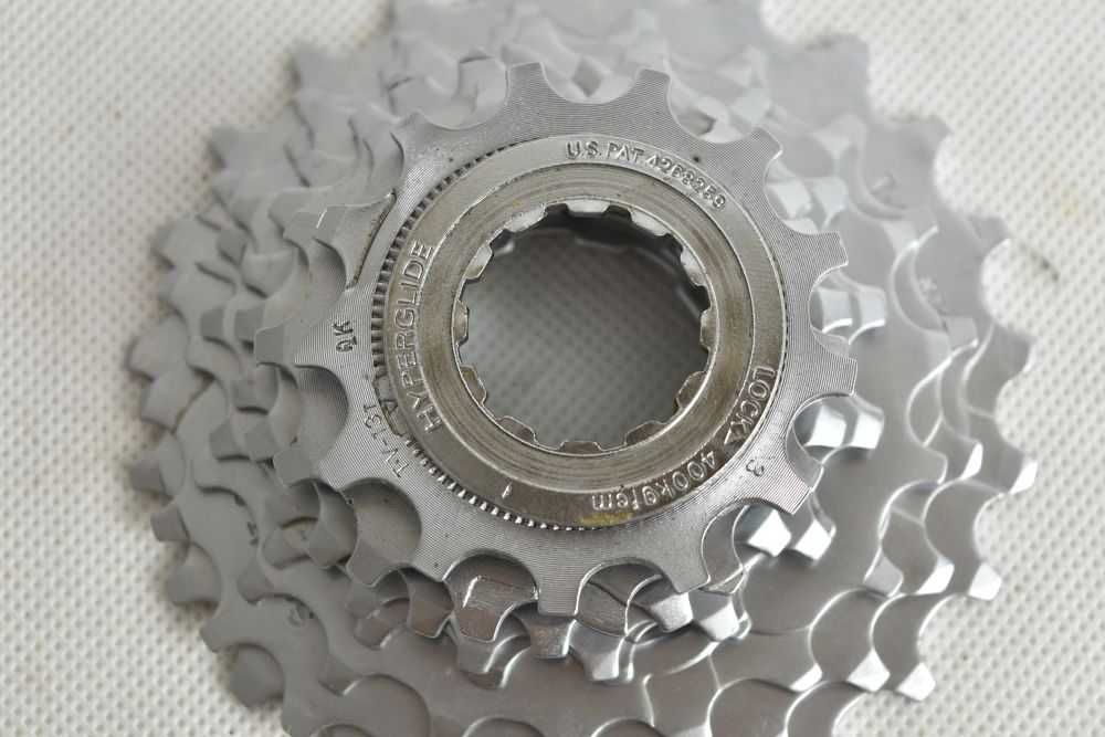 NIEUŻYWANA kaseta shimano 600 tricolor ! 8s ! 13-23z !