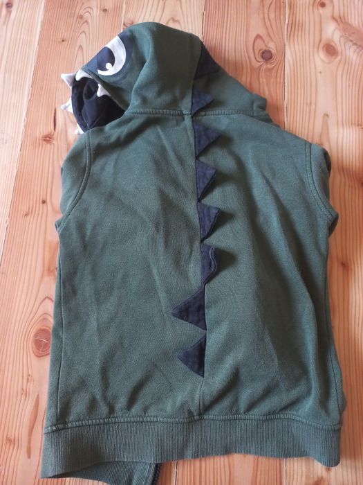 Koszulki rozm. 128, bluza 122-128