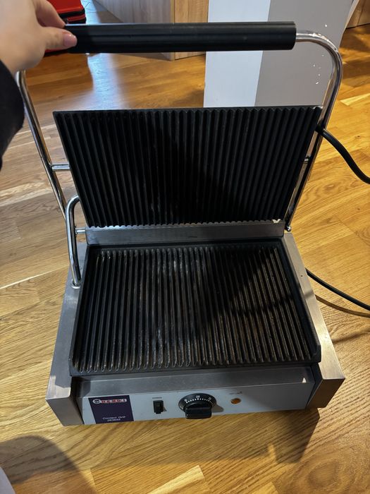 Grill ryflowany Hendi single Panini grill
