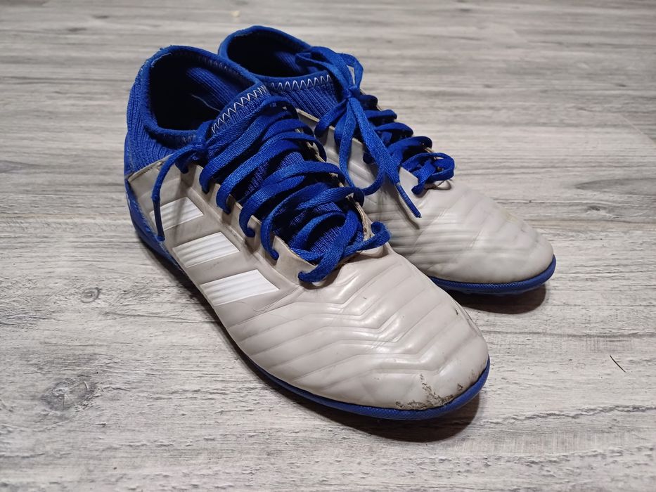 Turfy Adidas PREDATOR rozm.35 1/2