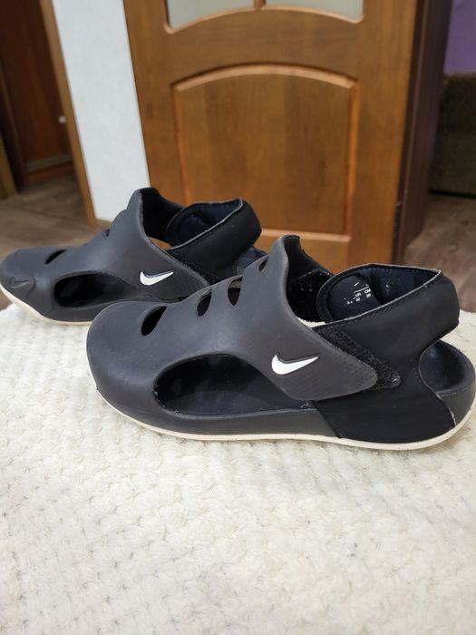 Дитячі сандалі nike р 32