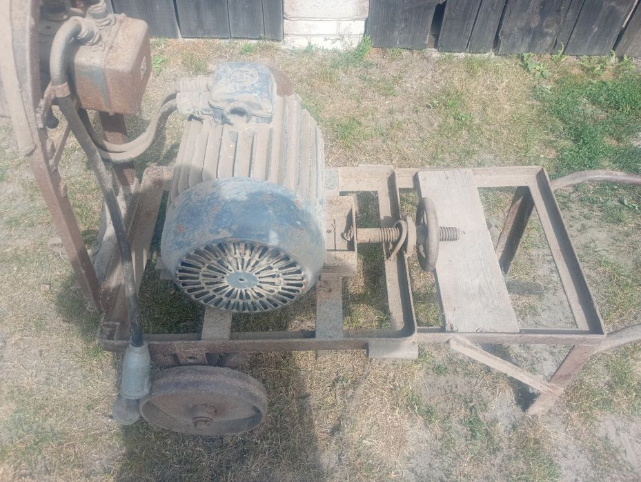 Sprzedam silnik elektryczny