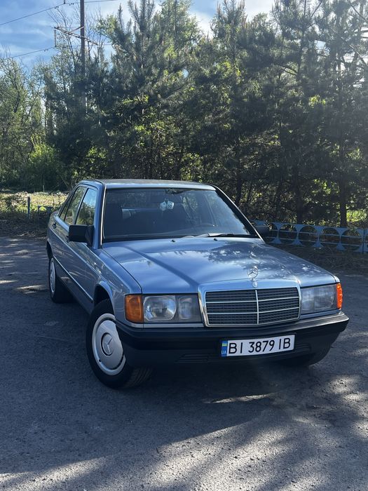Mercedes-Benz 190e