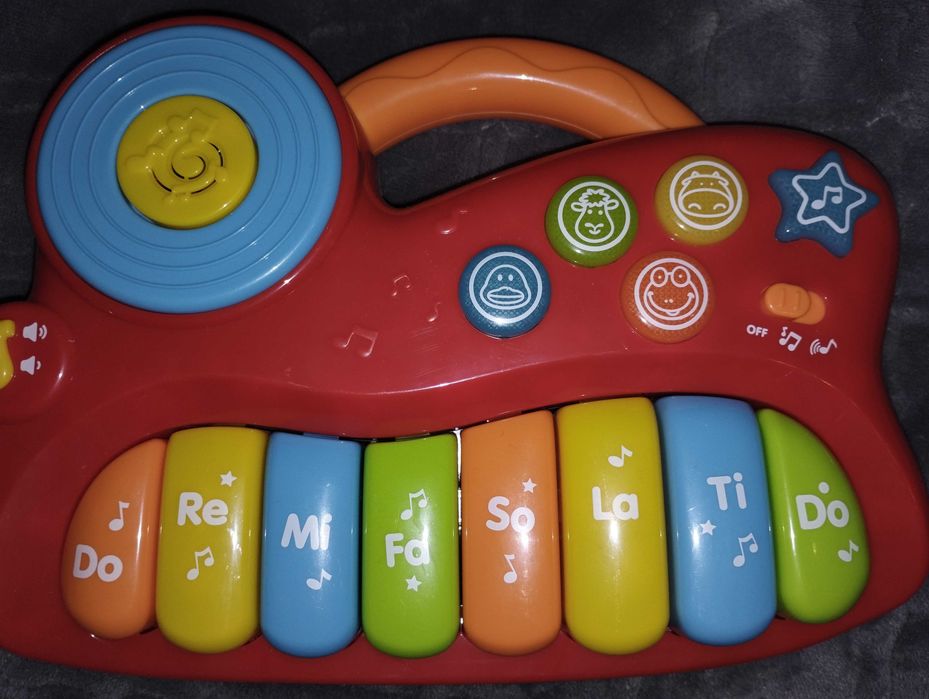 Pianino czerwone nowe!!!