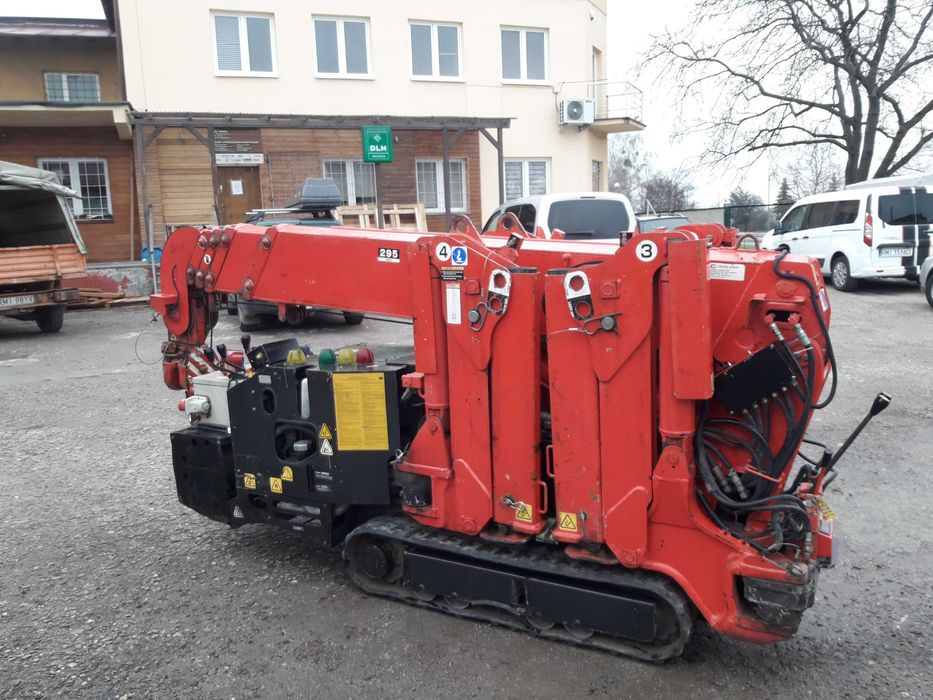 Mini żuraw Unic URW 295 CDE, diesel -el , dźwig , pająk na gąsienicach