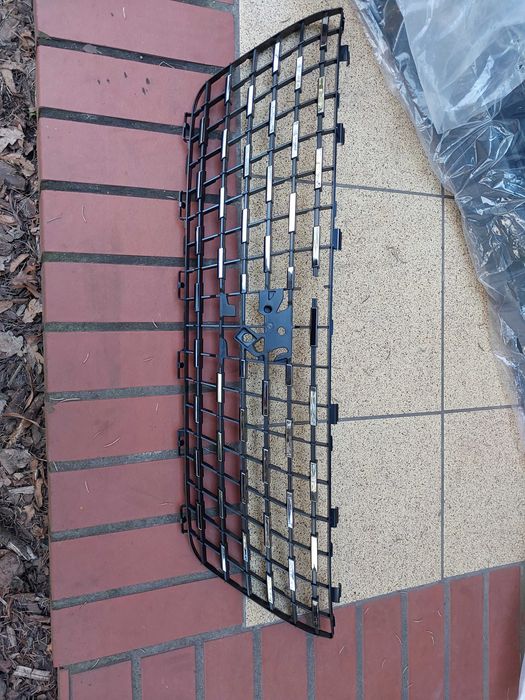 PEUGEOT 3008 II grill atrapa