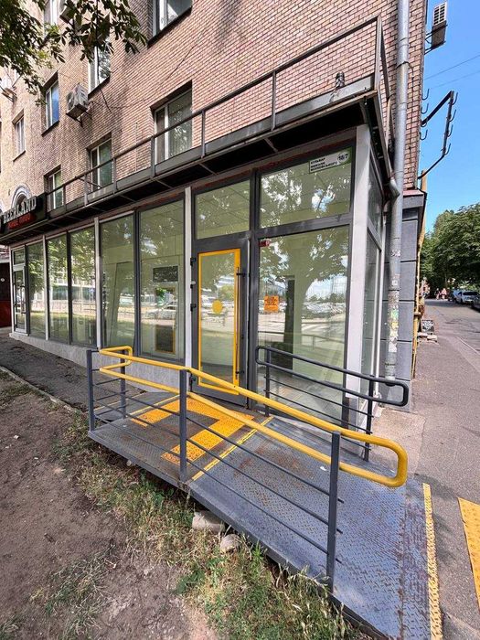 Оренда фасадне приміщення,Дружби Народів,Печерський Ноус
