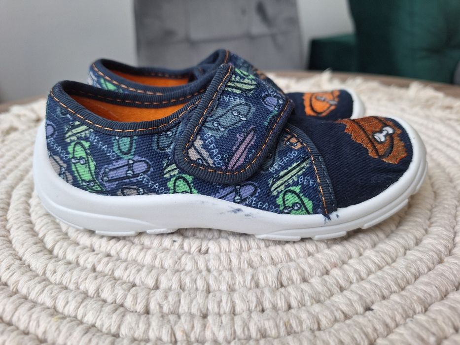 Papcie Kapcie Trampki Buty Chłopiec Befado 25
