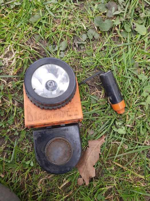 Фанарик автомобільний 12в з магпітом