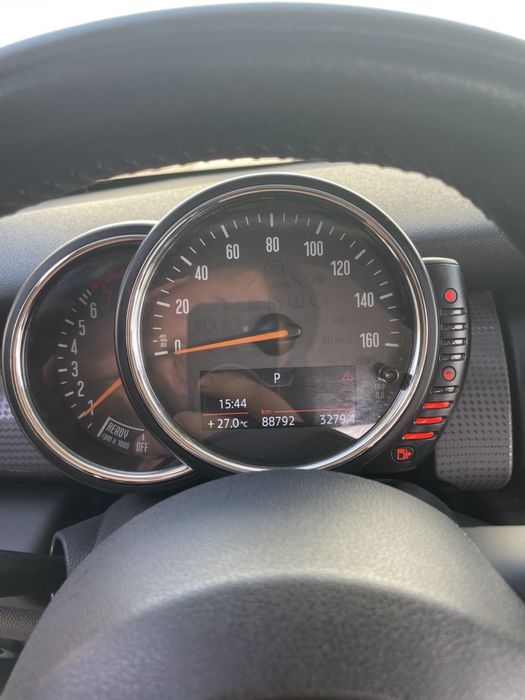 Mini Cooper 2015 рік