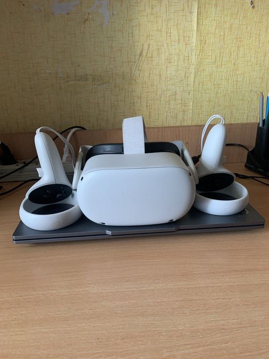 Окуляри віртуальної реальності: Oculus Quest 2 128Gb.