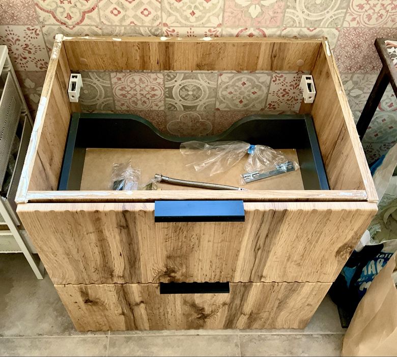 Móvel suspenso estriado para lavatório natural claro C60 cm - NOVO