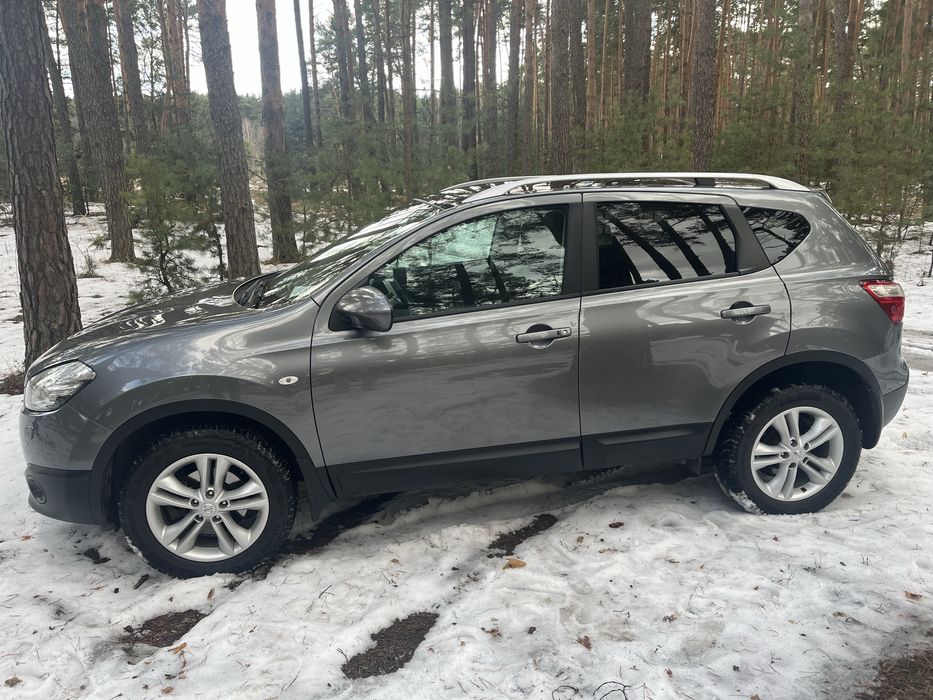 NISSAN Qashqai 2012