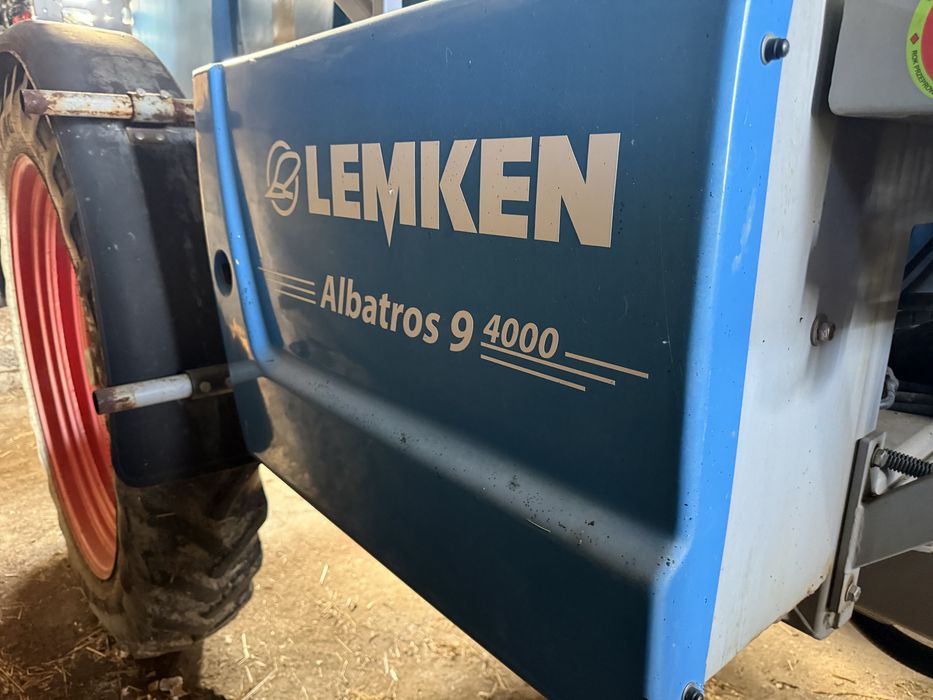 Lemken Albatros 9/4000 section control