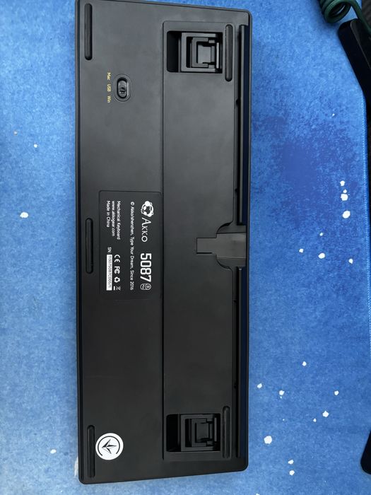 механічна клавіатура