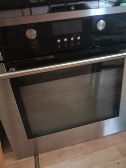 Płyta gazowa razem z Piekarnikiem elektrycznym