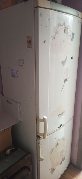 Холодильник б у Electrolux