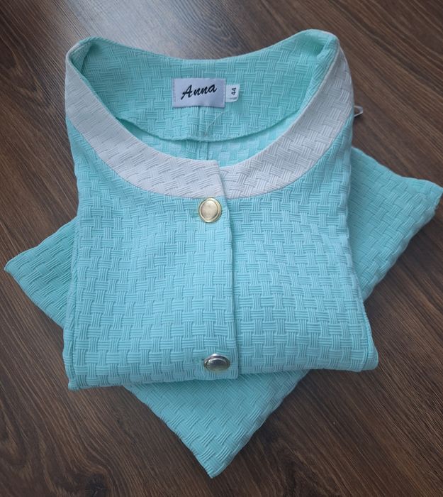 Garsonka miętowo-biała 44