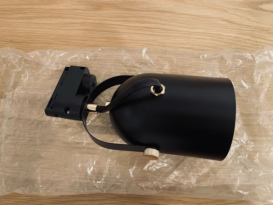 Oprawa oswietlaniowa do szynoprzewodu 1f e27 czarna