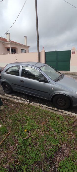 Corsa C 1.7 CDTI Económico — Revisões e Seguro em Dia