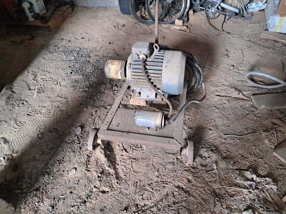 Silnik wolnoobrotowy 5,5kW 900obr gwiazda