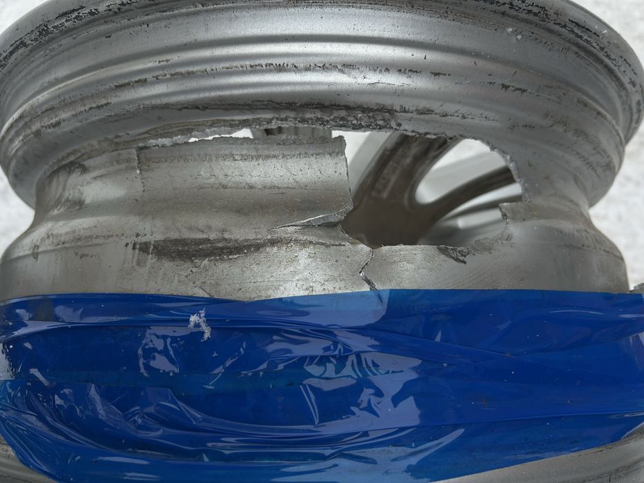 Продам диск BMW.