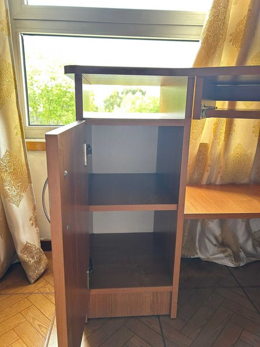 Mesa de canto para escritório/quarto